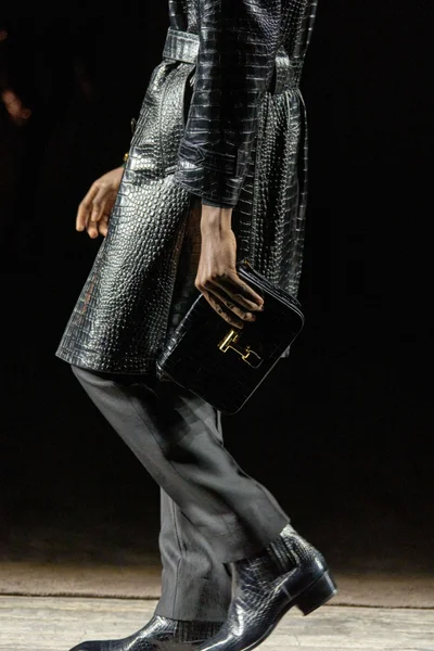 Look 52